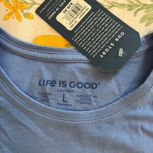 Life is Good Watercolor Daisy Crusher tee